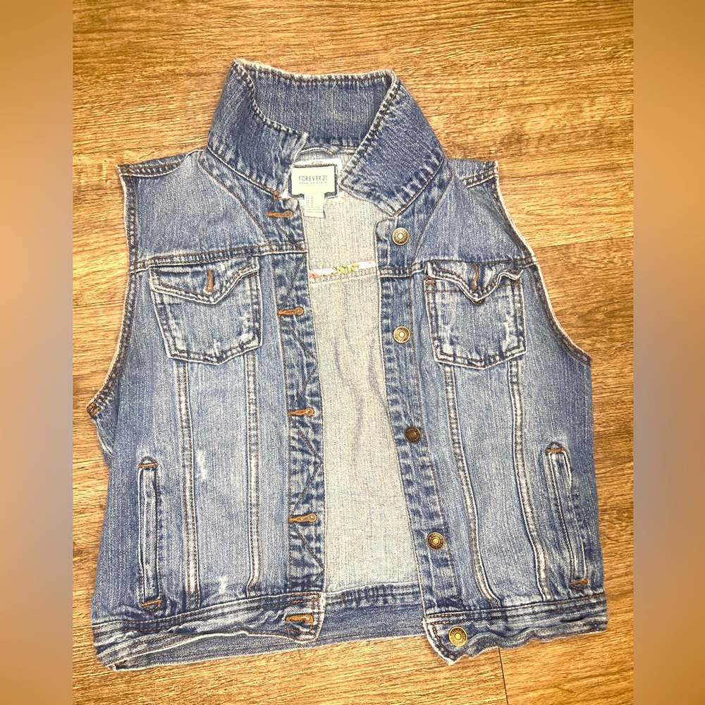 Sleeveless blue, jean jacket
